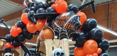 Demi arche en ballons pour Halloween